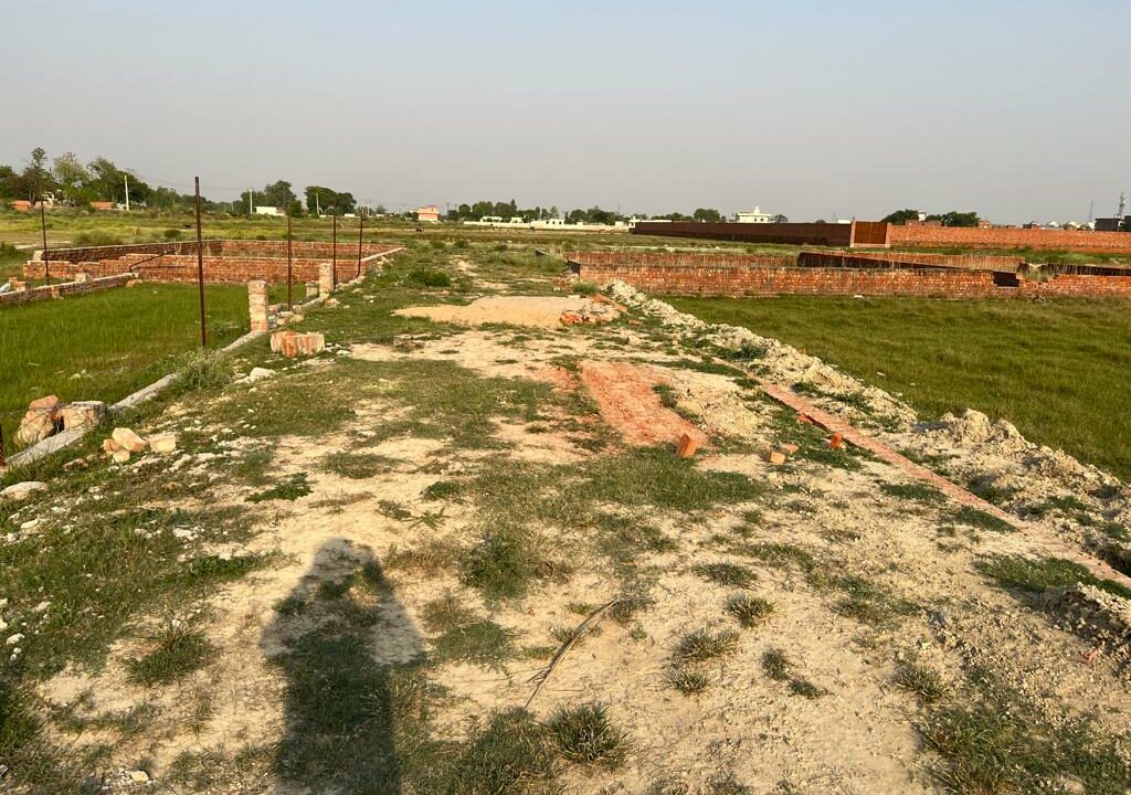 residential plot in varanasi